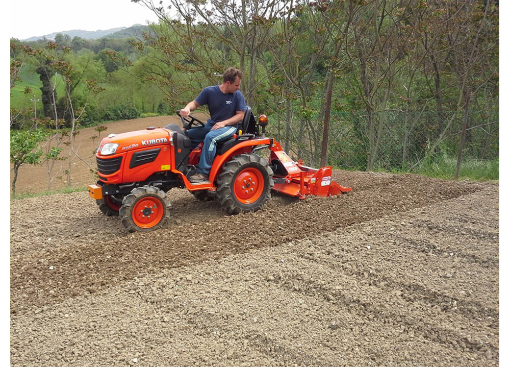 MTI Canada Product L125 Rotary tiller W/Skids Slip clutch PTO Shaft