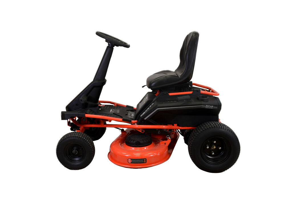 MTI Canada Product DUCAR 36" Electric lawn tractor