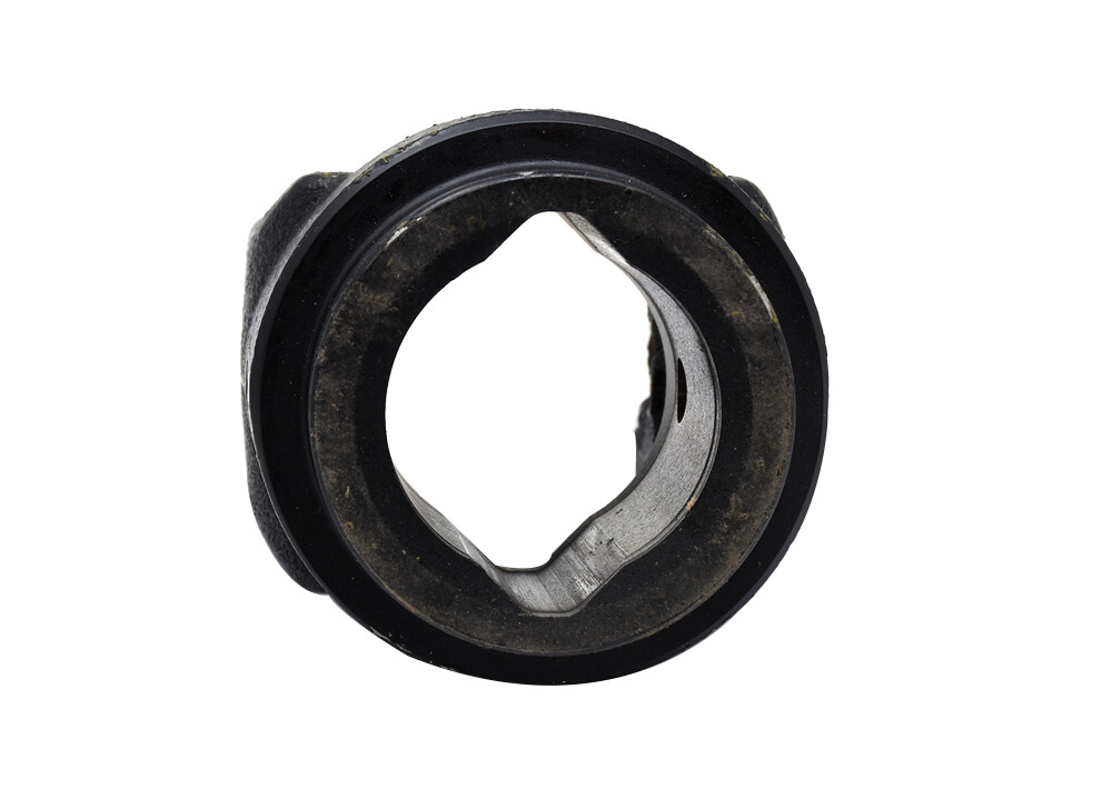 MTI Canada Product INBOARD YOKE SIZE 2400 USE 7007648